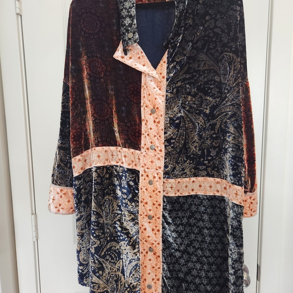We The Free  Multicolor Velvet Shacket - Picture 1 of 4